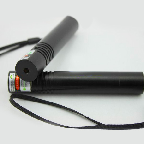 High Power Adjustable focus green laser with flashlight style and safe key
